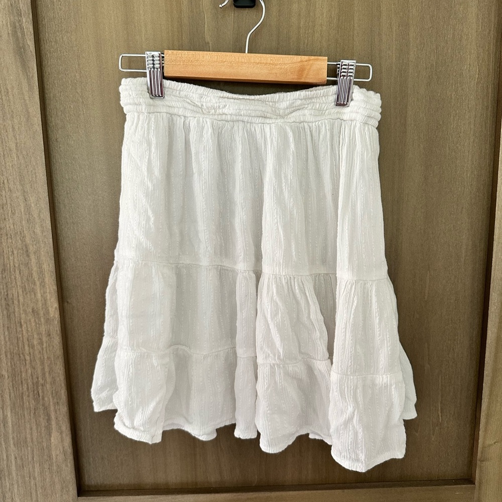 Hollister High-Rise Flowy Skirt